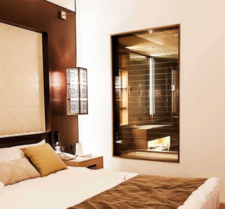 smartglass hotel partition