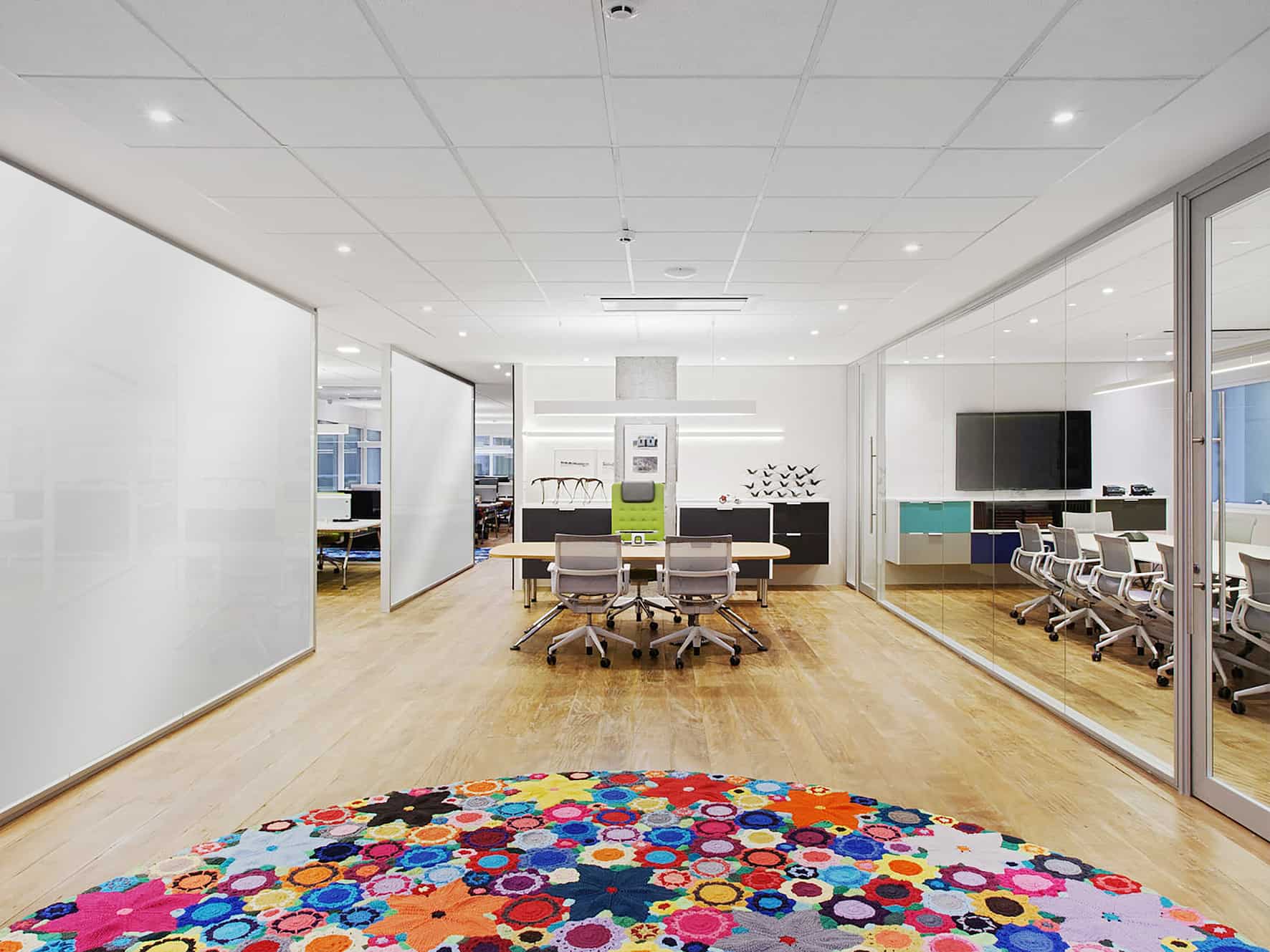 office with on off LC and colorful rug