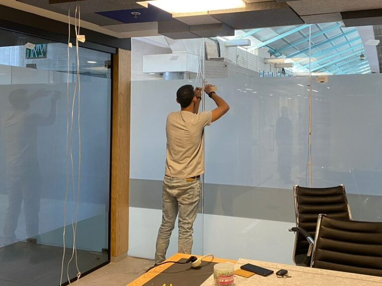 glass installers how to install smart glass