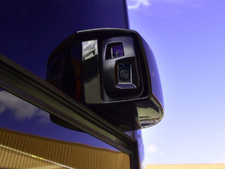 SAFETY TECH EXHIBITS ITS CAMERA MONITORING SYSTEMS AND DRIVER PROTECTION DOOR FOR A SAFER DRIVING EXPERIENCE